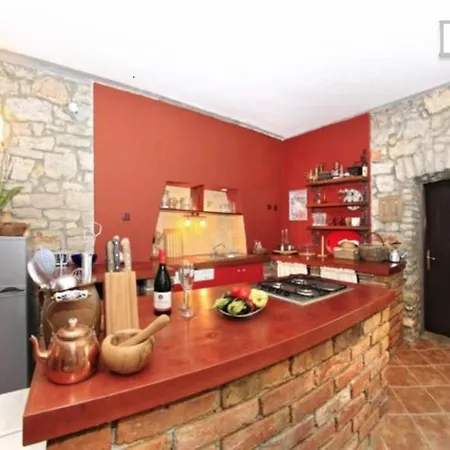 Tatil Evi Steinhaus In Strandnaehe Mit Whirlpool By Interhome Preko