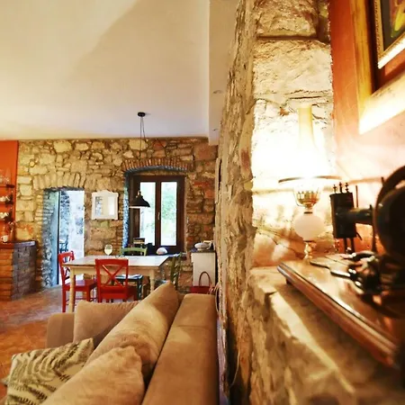 Steinhaus In Strandnaehe Mit Whirlpool By Interhome