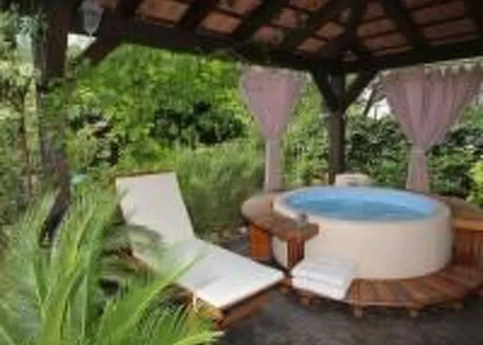 Steinhaus In Strandnaehe Mit Whirlpool By Interhome *