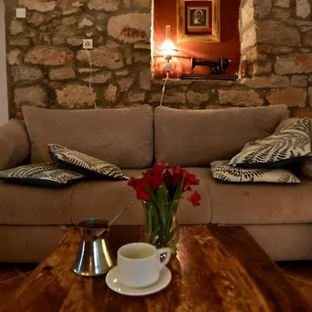 Steinhaus In Strandnaehe Mit Whirlpool By Interhome