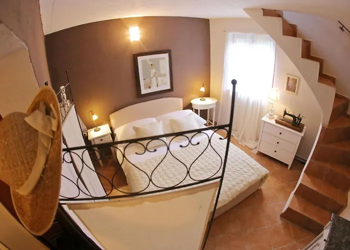 Steinhaus In Strandnaehe Mit Whirlpool By Interhome *